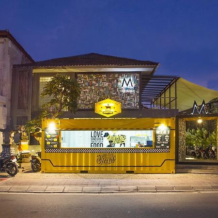 M Boutique Hostel Seminyak  Ngoại thất bức ảnh