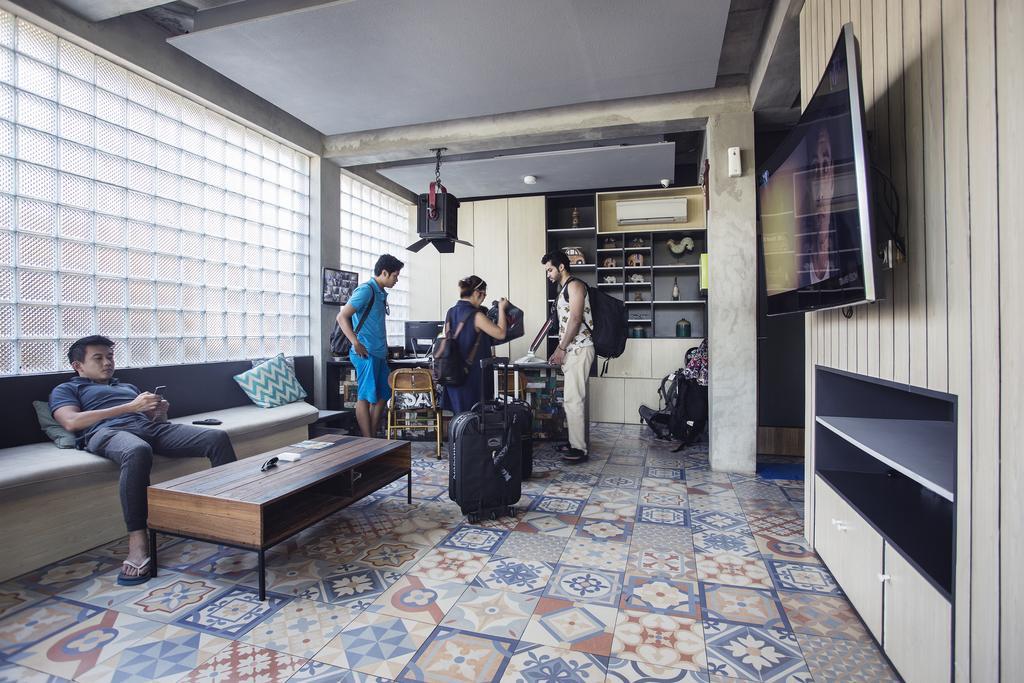 M Boutique Hostel Seminyak  Ngoại thất bức ảnh