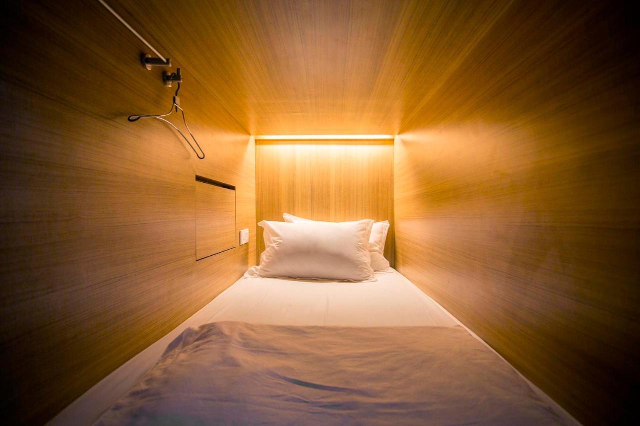 M Boutique Hostel Seminyak  Ngoại thất bức ảnh